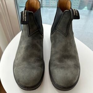 Blundstones - Rustic Black - AUS size 8